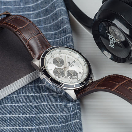 Casio Edifice EFR-526L-7AVUDF Chronograph Panda Men White Dial Brown Leather Strap