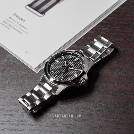 Casio Edifice EFV-140D-1AVUDF Black Dial Stainless Steel Strap