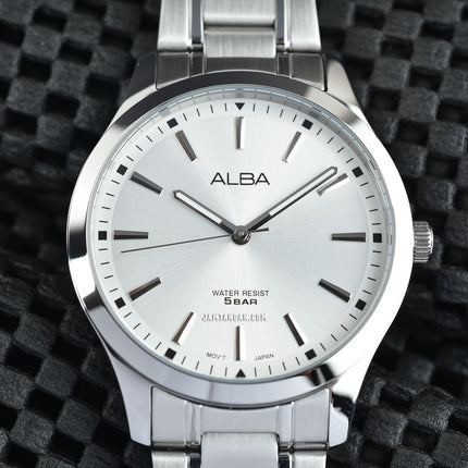 Alba Prestige ARX017X1 Men Silver Dial Stainless Steel Strap
