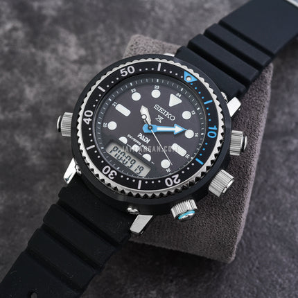 Seiko Prospex SNJ035P1 PADI Arnie Solar Divers 200M Digital Analog Dial Black Silicone Strap