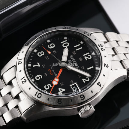 Seiko 5 Sports SSK023K1 GMT Field Sports Style Black Dial Stainless Steel Strap