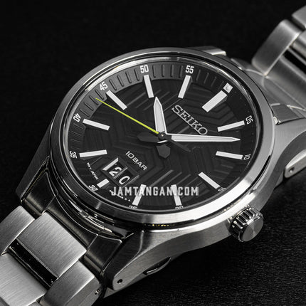 Seiko Classic SUR535P1 Black Dial Stainless Steel Strap