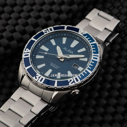 Alba Active AG8K31X1 Men Dark Blue Dial Stainless Steel Strap