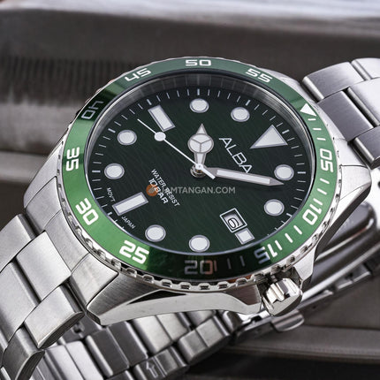 Alba Active AS9V59X1 Men Green Dial Stainless Steel Strap