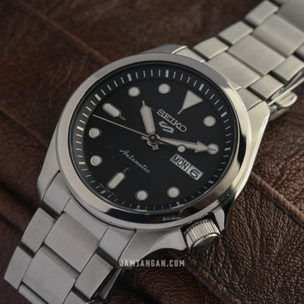 Seiko 5 Sports SRPE55K1 SKX Sports Style Automatic Black Dial Stainless Steel Strap