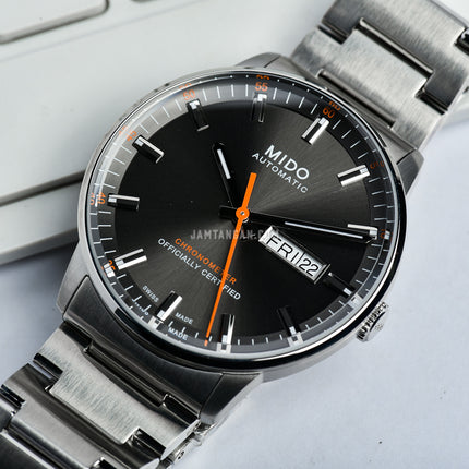 MIDO Commander II M021.431.11.061.01 Chronometer Automatic Anthracite Dial Stainless Steel Strap