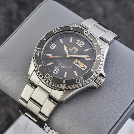 Orient Sports RA-AA0819N Automatic Mako III Grey Dial Stainless Steel Strap 