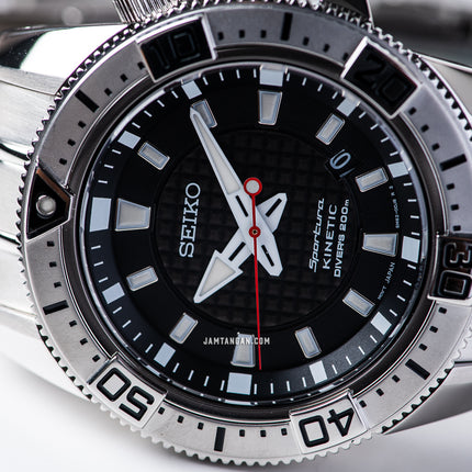 Seiko Sportura SKA509P1 Kinetic Diver Black Dial Stainless Steel Strap