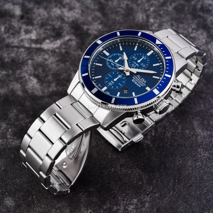 Alba Active AM3955X1 Chronograph Men Blue Patterned Dial Stainless Steel Strap