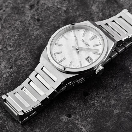 Seiko Classic SUR553P1 Men Silver Dial Stainless Steel Strap