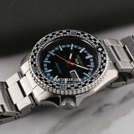 Seiko 5 Sports SRPK67K1 5KX SKX Checker Flag Black Dial Stainless Steel Strap Special Edition