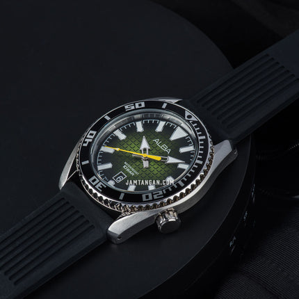 Alba Active AS9P07X1 Men Green Dial Black Rubber Strap