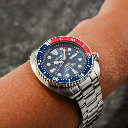 Seiko Prospex SRPE99K1 PADI Turtle Automatic Divers 200M Pepsi Blue Dial Stainless Steel Strap