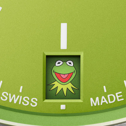 Oris Pro Pilot X Kermit Edition 01-400-7778-7157-SET Automatic Green Dial Titanium Strap