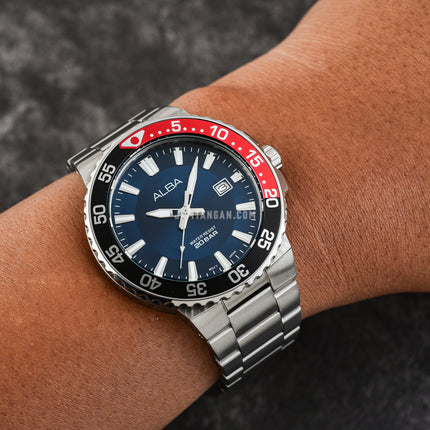 Alba Active AS9S79X1 Men Blue Dial Stainless Steel Strap