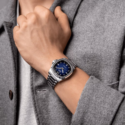 MIDO Multifort TV Big Date M049.526.11.041.00 Blue Dial Stainless Steel Strap
