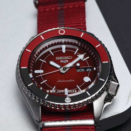 Seiko 5 Sports SRPF67K1 Naruto & Boruto Sarada Uchiha Model Dual Tone Nylon Strap Limited Edition