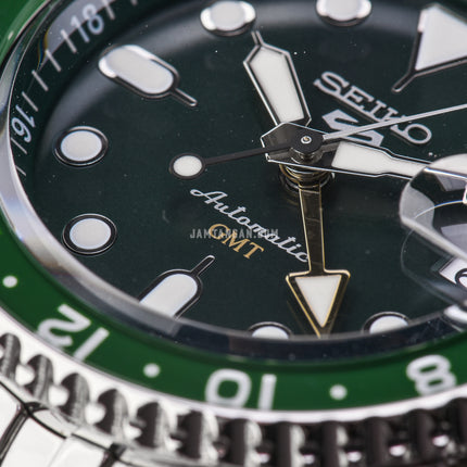 Seiko 5 Sports SSK035K1 SKX Series Automatic GMT Sprite Green Black Dial Stainless Steel Strap