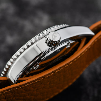 Orient Mako 40 RA-AC0Q05P Men Apricot Dial Brown Leather Strap