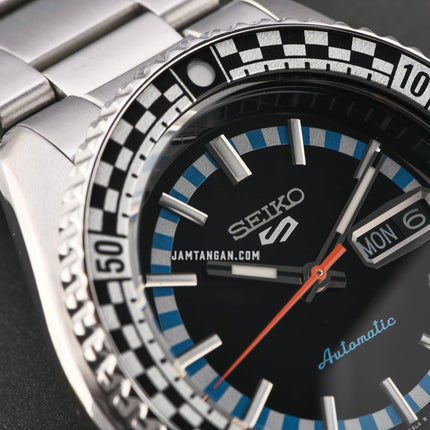 Seiko 5 Sports SRPK67K1 5KX SKX Checker Flag Black Dial Stainless Steel Strap Special Edition