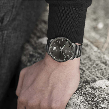 MIDO Commander M021.626.33.061.00 Big Date Black Dial Black Stainless Steel Strap
