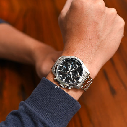 Casio Edifice EFR-571D-1AVUDF Chronograph Black Dial Stainless Steel Strap