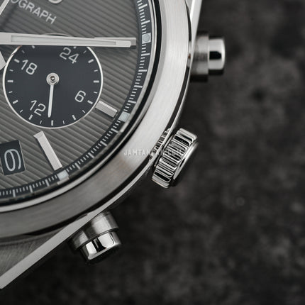 Seiko Chronograph SSB455P1 Men Discover More Grey Dial Stainless Steel Strap