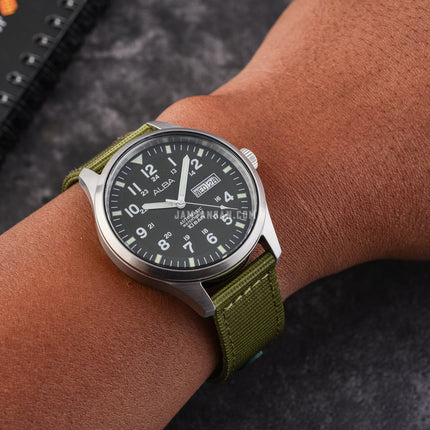 Alba Mechanical Field Military AL4217X1 Men Green Dial Green Nylon Strap