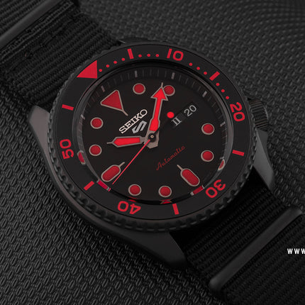 Seiko 5 Sports SRPD83K1 5KX SKX Sports Style Automatic Black Dial Black Nylon Strap