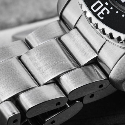 Seiko Prospex SNE597P1 Solar Diver Black Dial Stainless Steel Strap