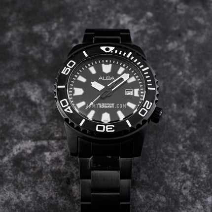 Alba Active AG8M01X1 Men Black Dial Black Stainless Steel Strap