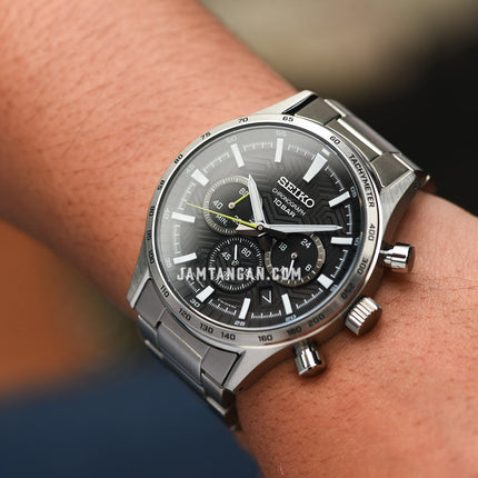 Seiko Chronograph SSB413P1 Discover More Black Dial Stainless Steel Strap
