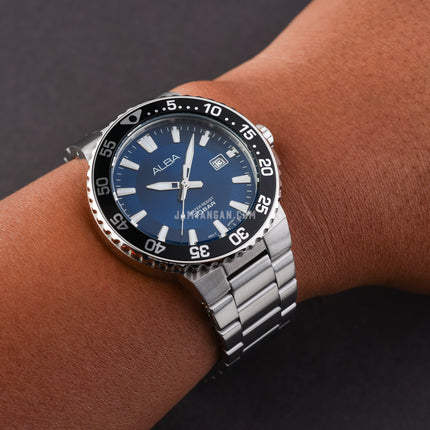 Alba Active AS9S81X1 Men Blue Dial Stainless Steel Strap