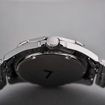 Alba Active Gravity AV3577X1 Men Gradient Dial Stainless Steel Strap