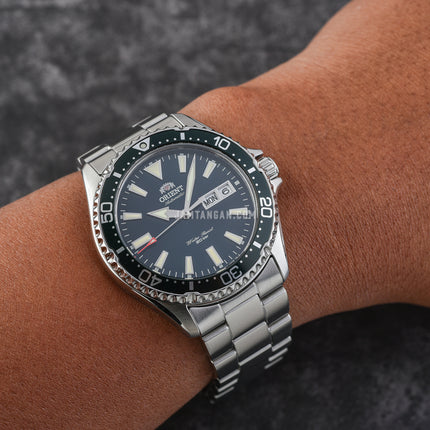 Orient Sports RA-AA0004E Kamasu Automatic Divers Green Dial Stainless Steel Strap