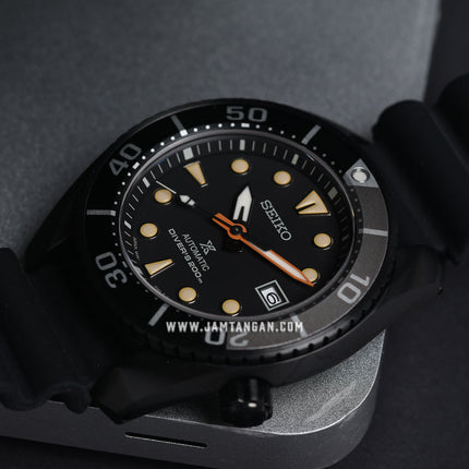 Seiko Prospex SPB125J1 Automatic Black Series Divers 200M Water Resistance Limited Edition