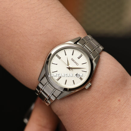 Seiko Classic SUR633P1 Ladies Silver Dial Stainless Steel Strap