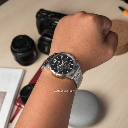 Alba AT3E81X1 Chronograph Men Black Dial Stainless Steel Strap