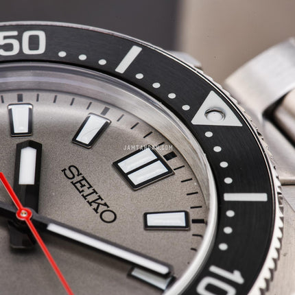Seiko Prospex SBDC191 Shohei Ohtani Diver Grey Dial Stainless Steel Strap Limited Edition (JDM)