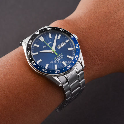 Alba Mechanical A3B003X1 Automatic Men Batman Blue Patterned Dial Stainless Steel Strap