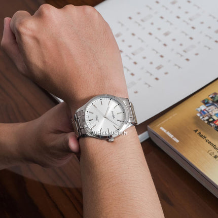 Alba Prestige ARX017X1 Men Silver Dial Stainless Steel Strap
