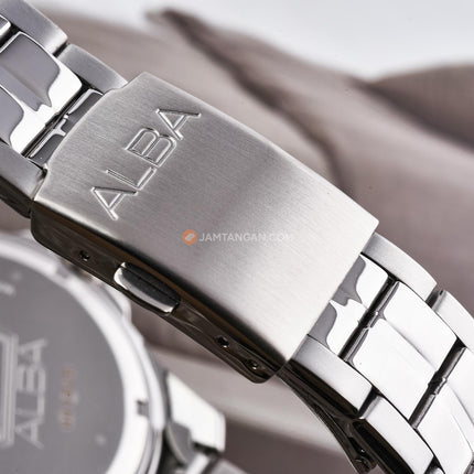 Alba Active AS9V45X1 Men Blue Dial Stainless Steel Strap