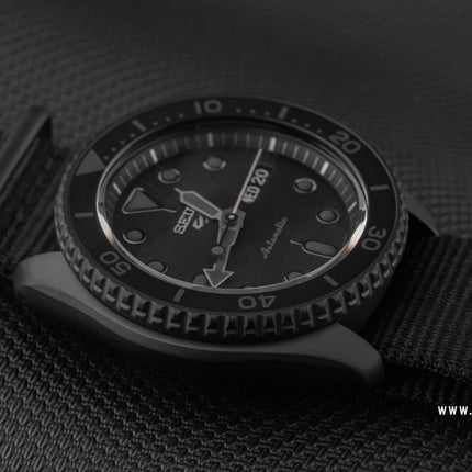 Seiko 5 Sports SRPD79K1 5KX SKX Sports Style Automatic Black Dial Black Nylon Strap