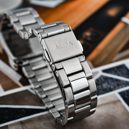 Alba AH7DH3X1 Ladies Silver Dial Stainless Steel Strap