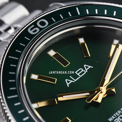 Alba Active AS9T77X1 Men Green Dial Stainless Steel Strap