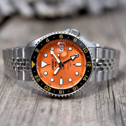 Seiko 5 Sports SSK005K1 SKX Sports Style GMT Mikan Orange Automatic Orange Dial St. Steel Strap