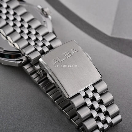 Alba Active Gravity AV3577X1 Men Gradient Dial Stainless Steel Strap