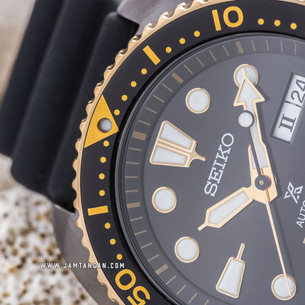 Seiko Prospex SRPD46K1 Black Turtle Gold Ring Edition Automatic Black Dial Black Rubber Strap 