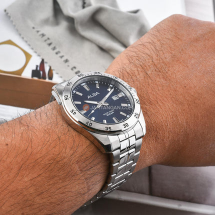 Alba Active AS9V45X1 Men Blue Dial Stainless Steel Strap