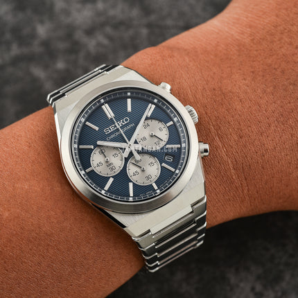 Seiko Chronograph SSB453P1 Men Discover More Blue Dial Stainless Steel Strap